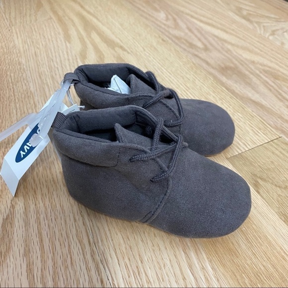 Old Navy Baby Brown Gray Chukka Boots NWT 6-12 mos - Picture 6 of 6